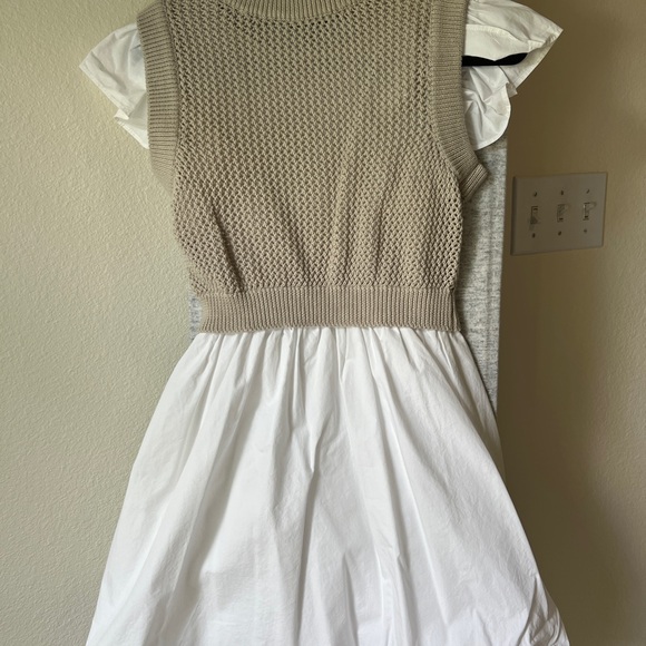 En Saison Cream Knit Vest with White Dress - Picture 1 of 3